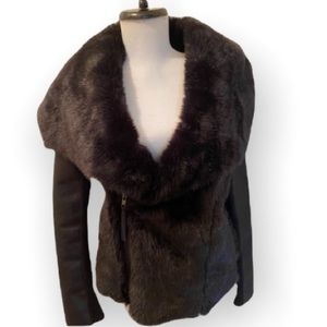 Simply Vera Faux Shearling Fur sweater jacket Vera Wang size XS